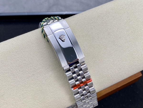 激安ロレックス着用イメージ